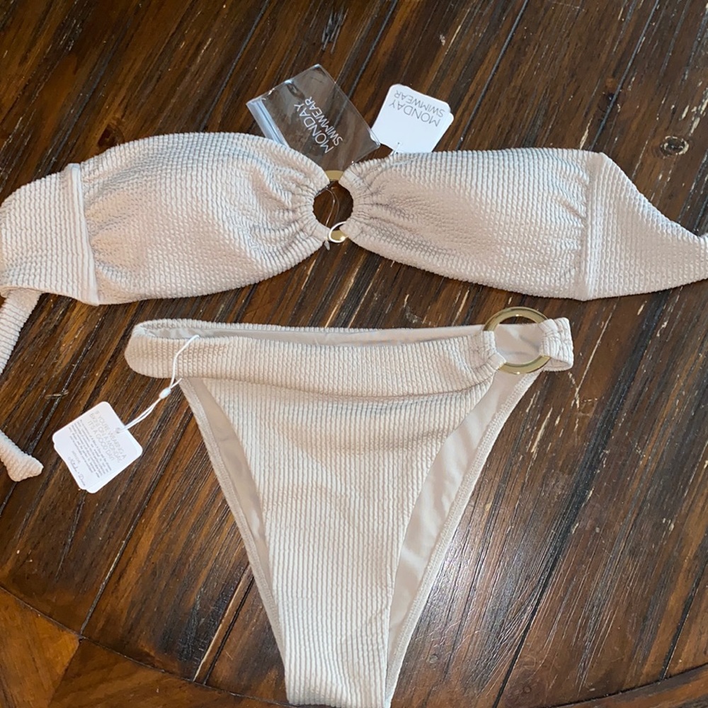 Monday swimwear bikini